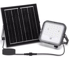 B.V.  - LED RGBW Stmievateľný solárny reflektor LED/5W/3,4V IP66 + DO